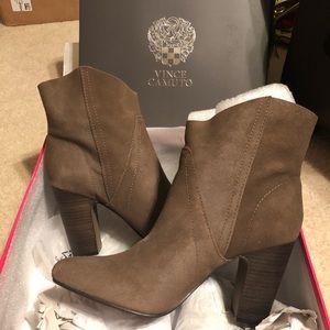 NWT- Vince Camuto Bootie